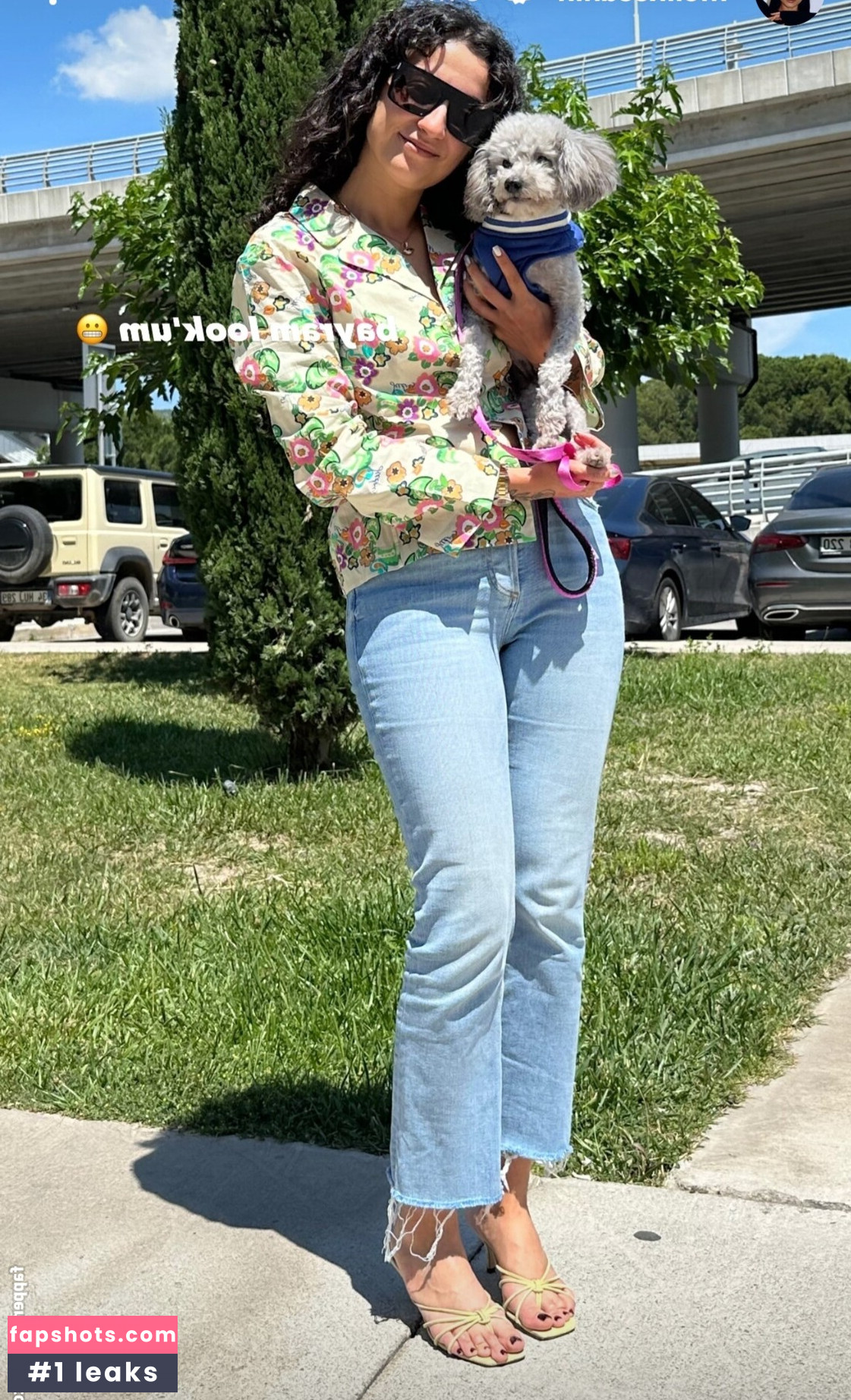 Melike Şahin gallery photo #8