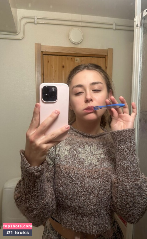 Melina Goransson gallery photo #257