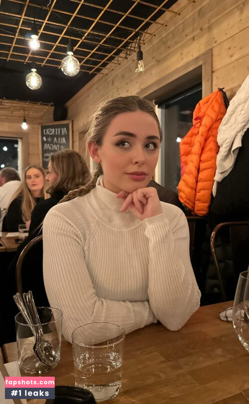 Melina Goransson gallery photo #258