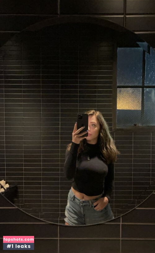 Melina Goransson gallery photo #697