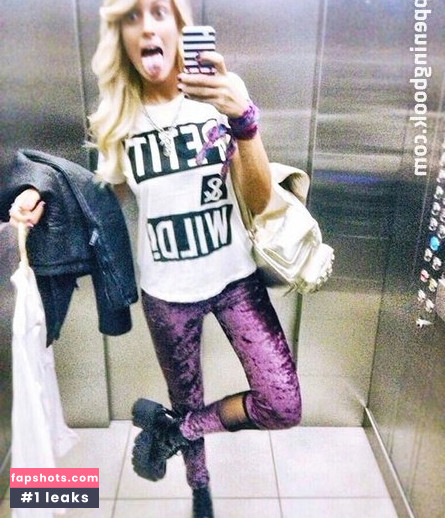 Melina Lezcano gallery photo #20