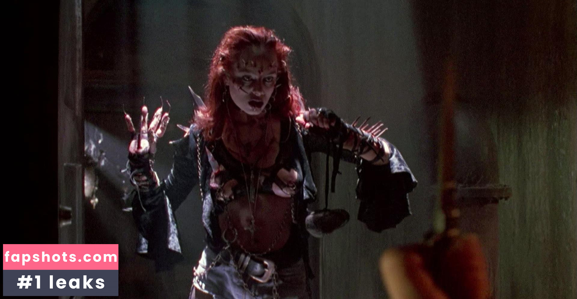 Melinda Clarke gallery photo #22