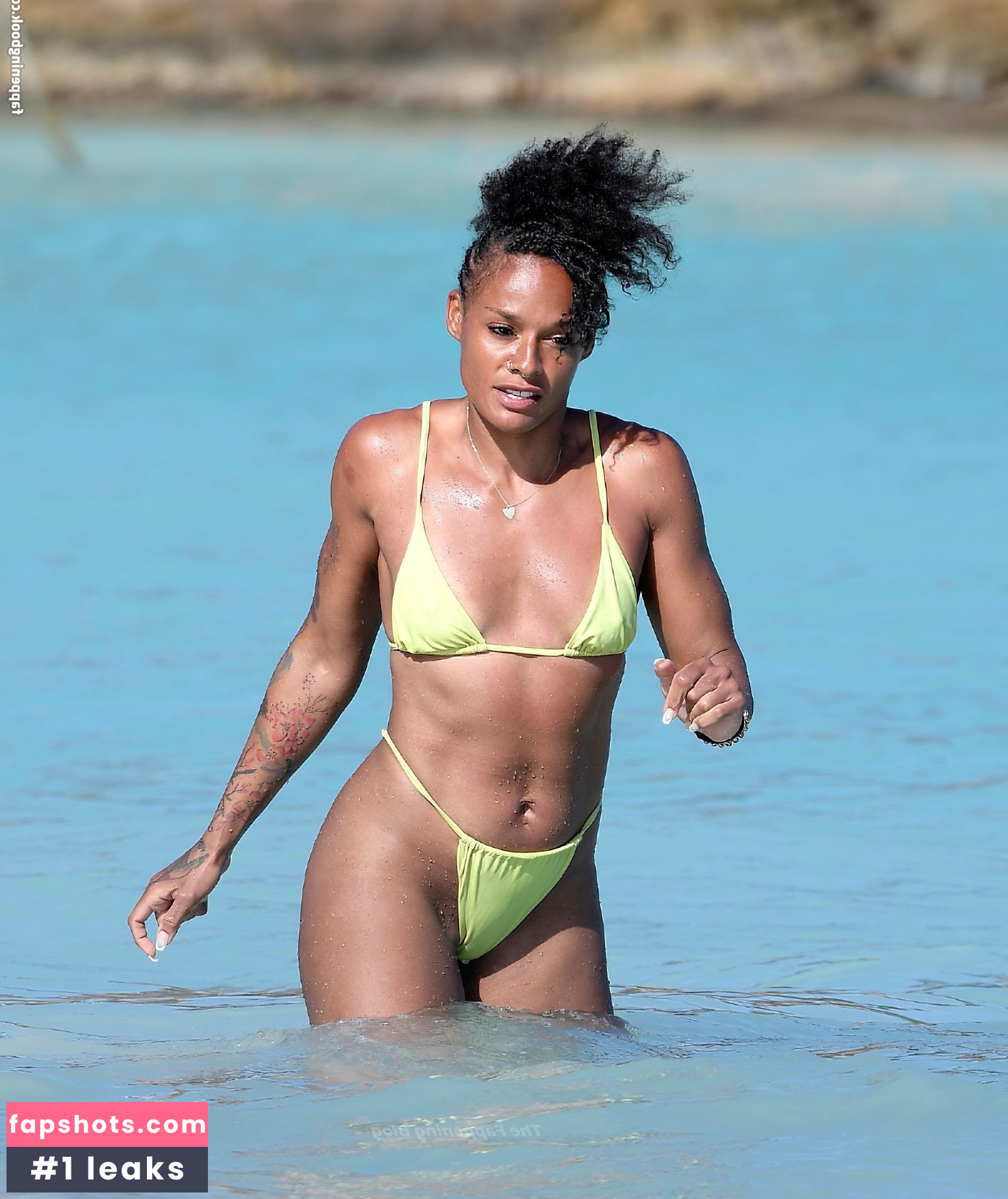 Melissa Alcantara gallery photo #33