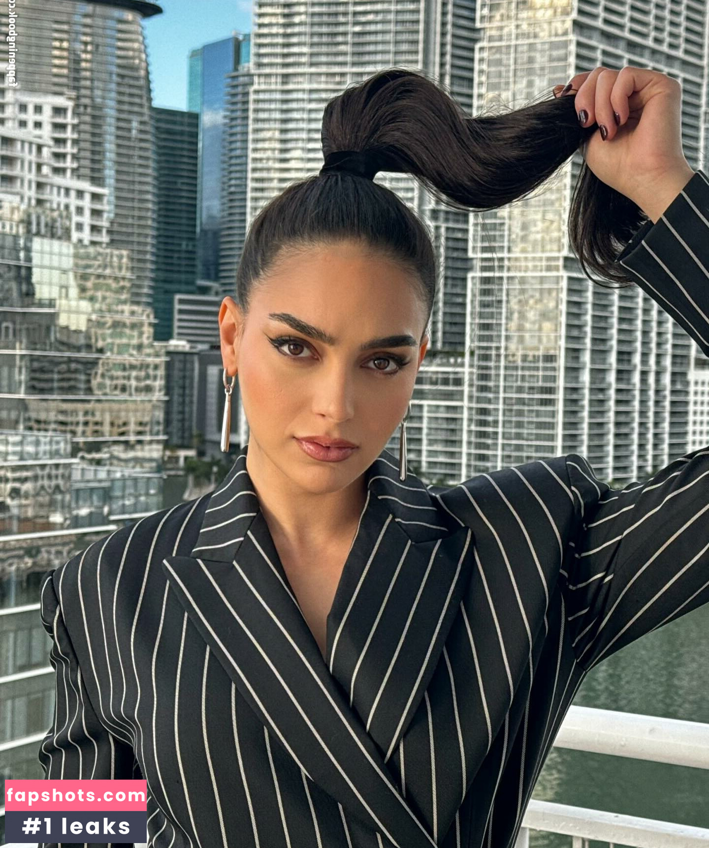 Melissa Barrera gallery photo #41