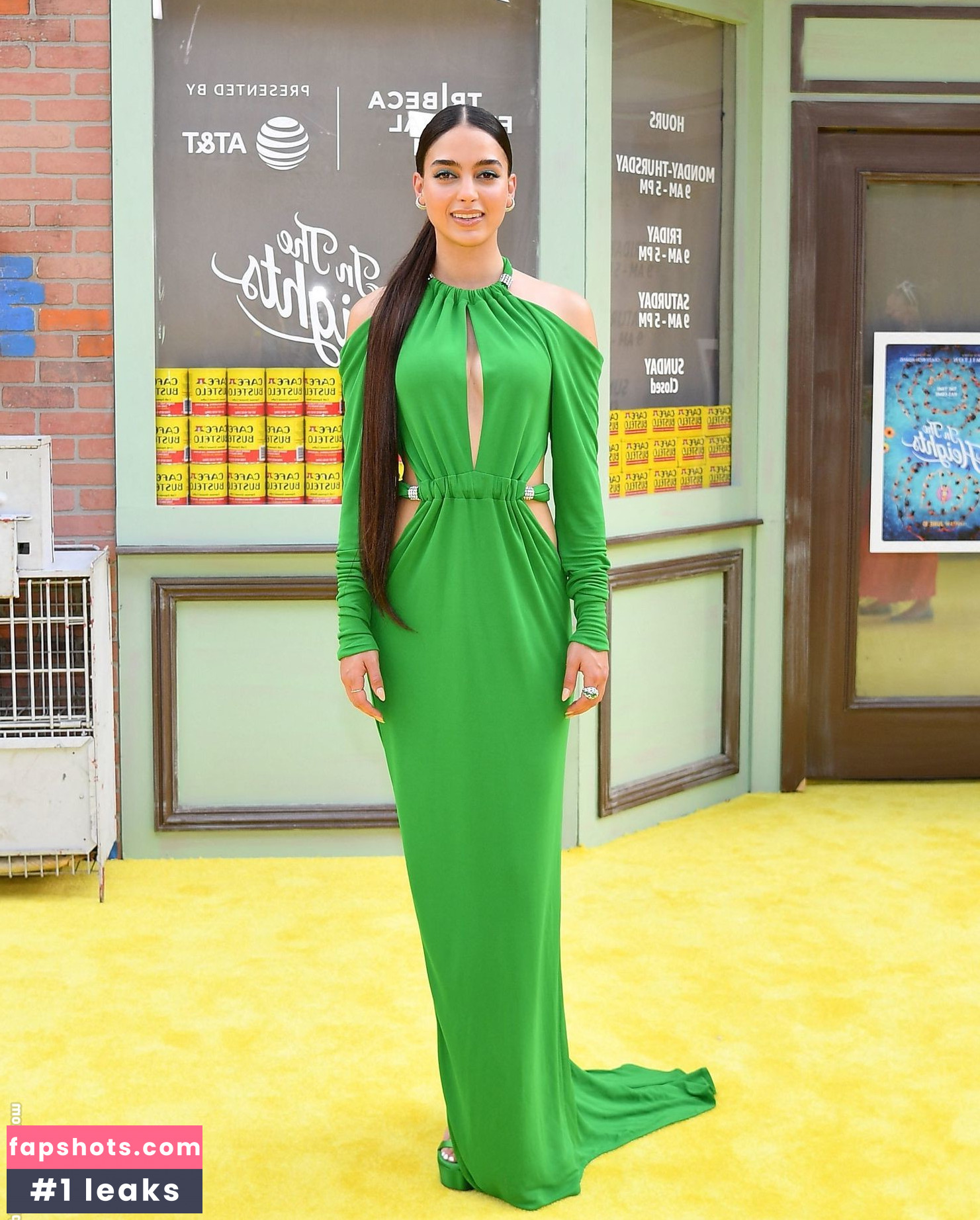 Melissa Barrera gallery photo #78