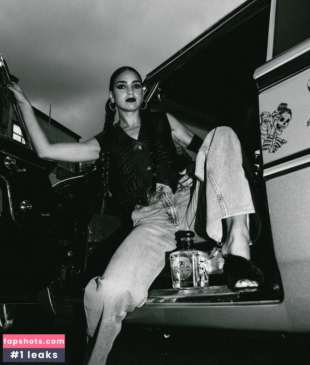 Melissa Barrera gallery photo #9