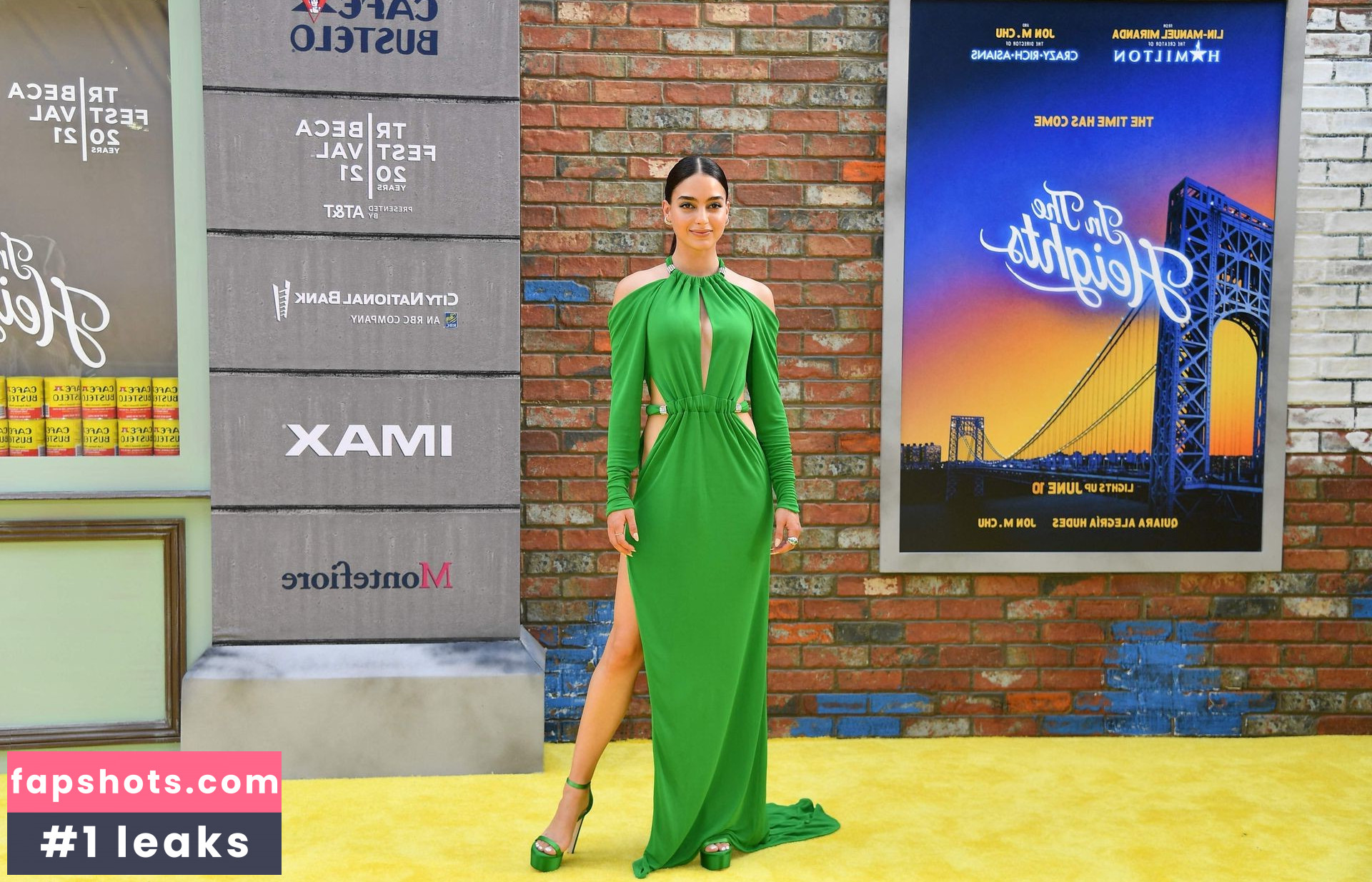 Melissa Barrera gallery photo #83