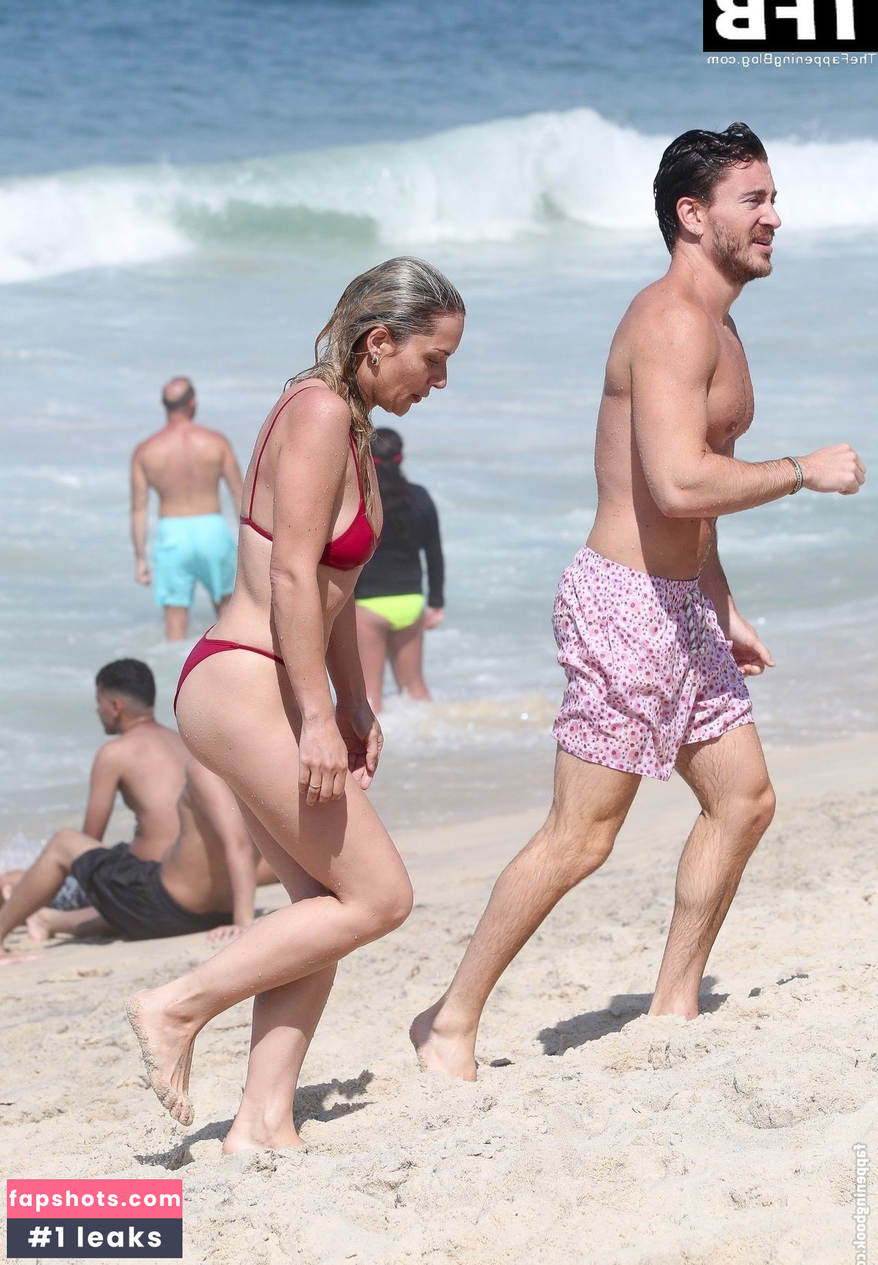 Melissa Cohen gallery photo #17