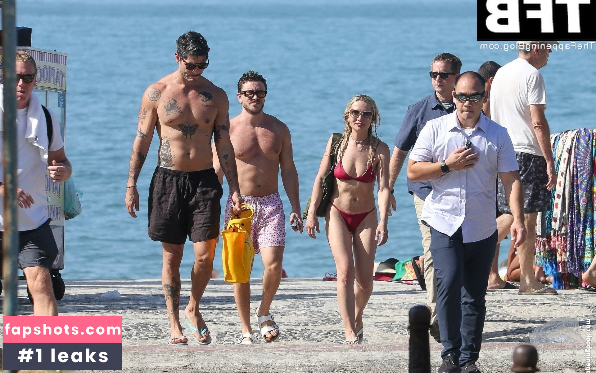 Melissa Cohen gallery photo #48