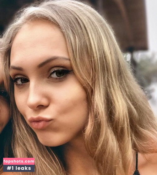 Melissa Danilov (@melissochka777) Nude Leaks OnlyFans - Fapshots