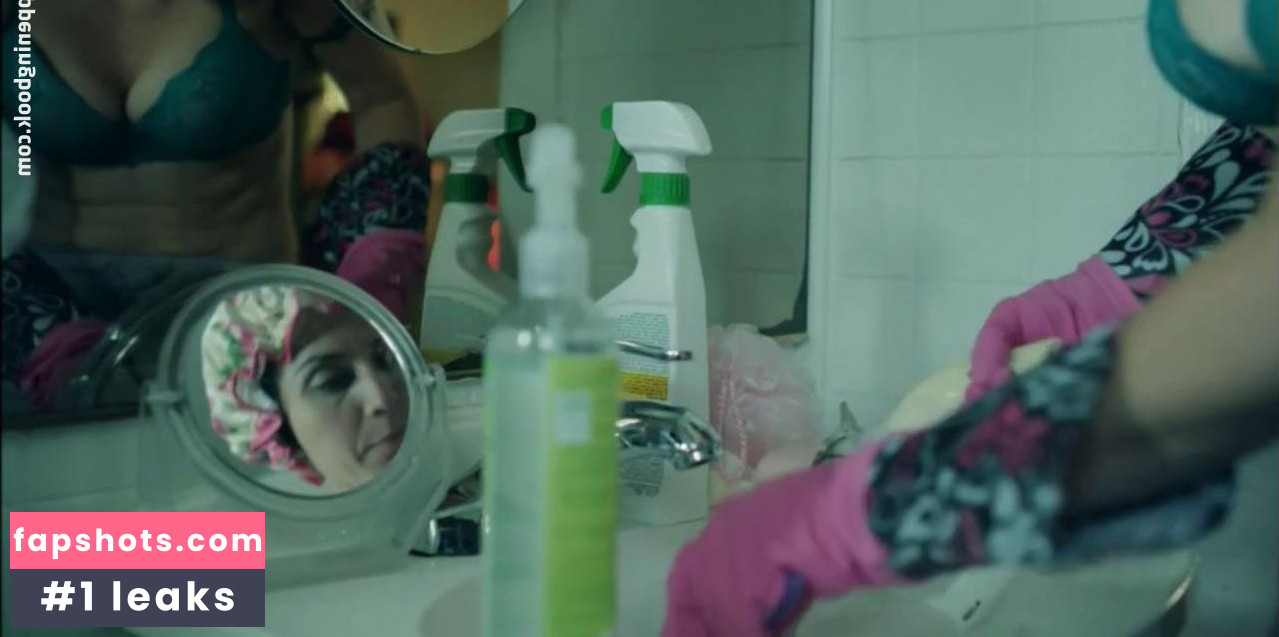 Mélissa Désormeaux-Poulin gallery photo #11