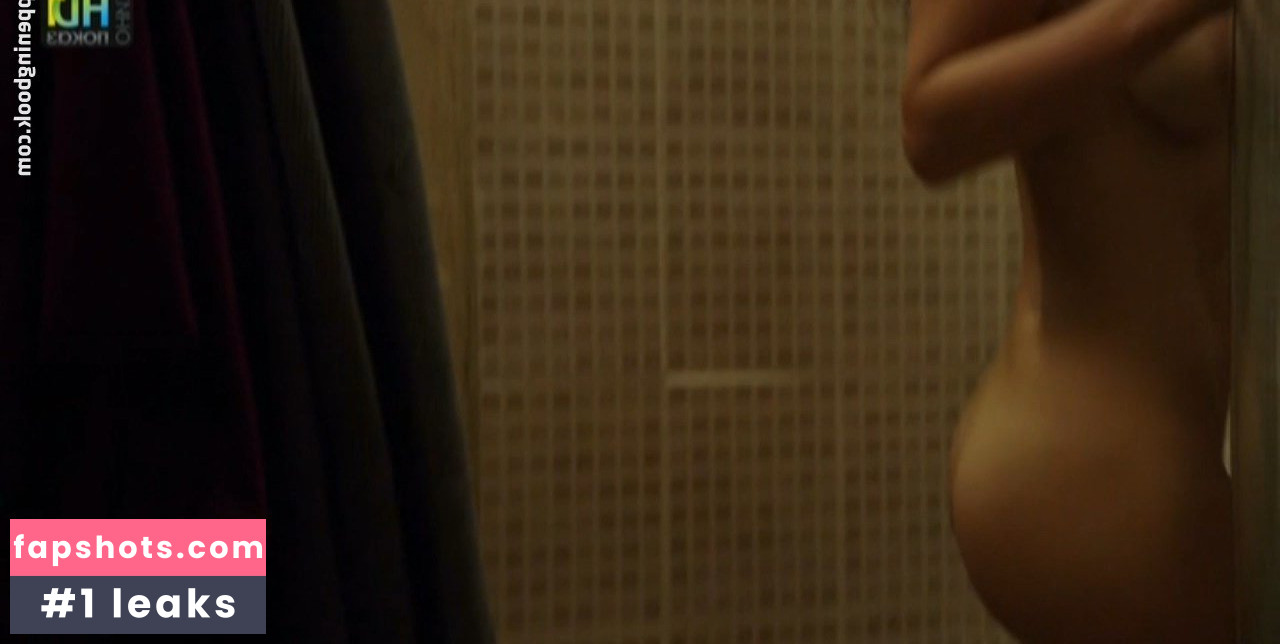 Melissa Drigeard nude babe gallery