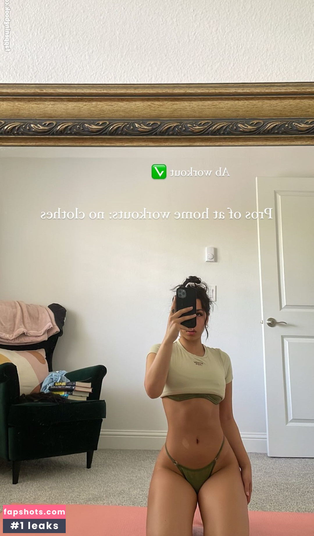 Melissa Estrella gallery photo #66