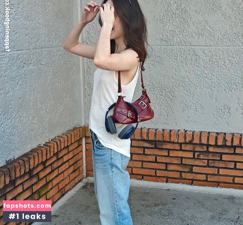 Melissa Fernandes gallery photo #12