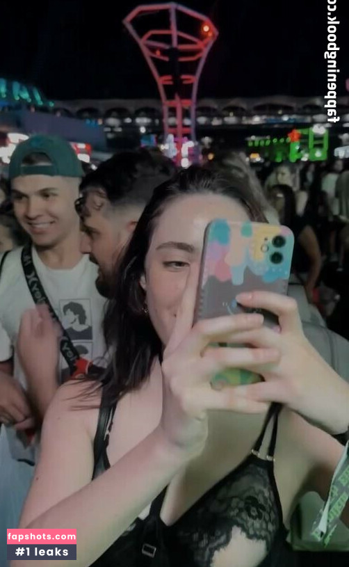 Melissa Fernandes gallery photo #37