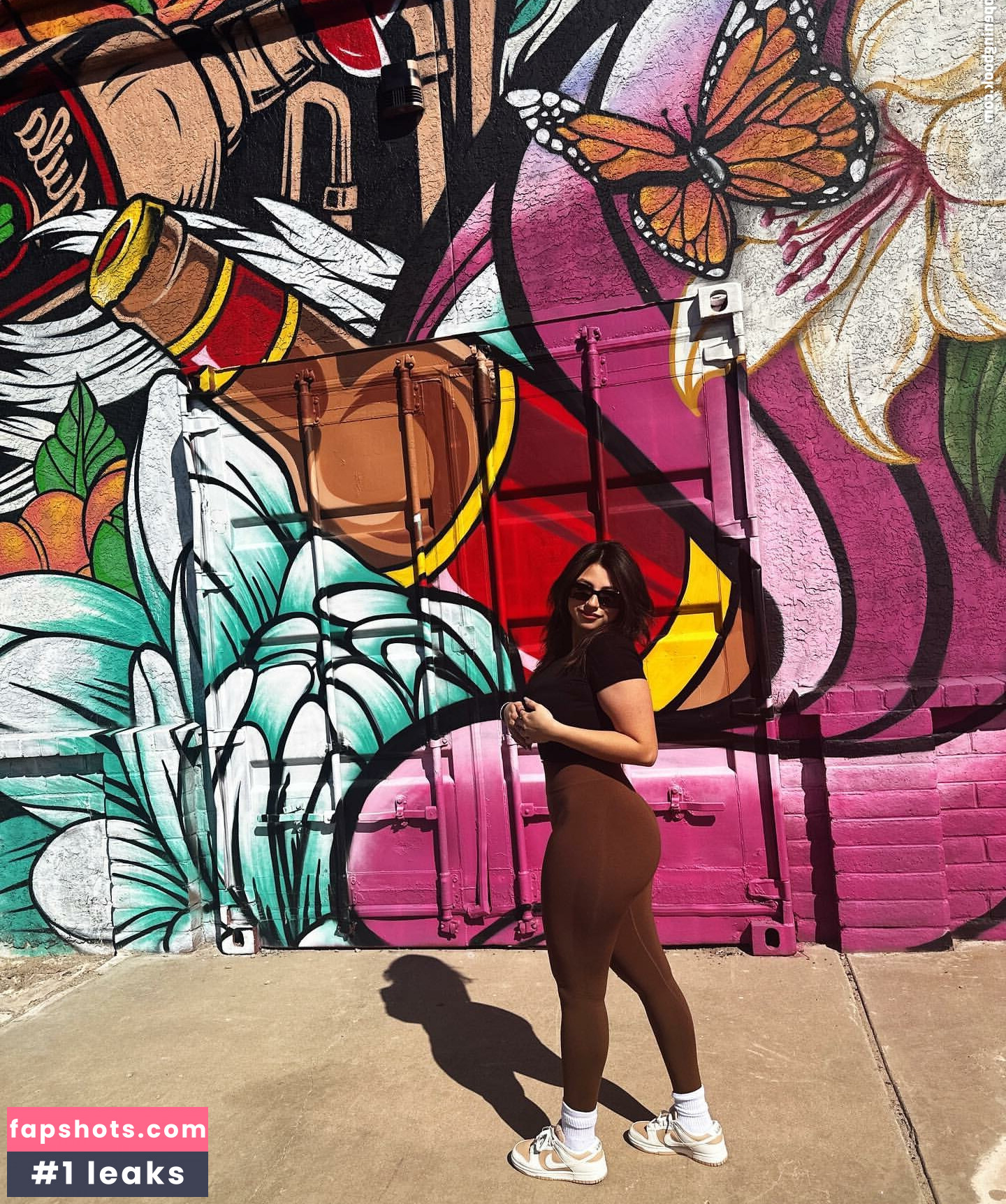 Melissa Herrera gallery photo #28