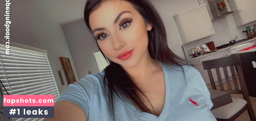 Melissa Herrera gallery photo #31