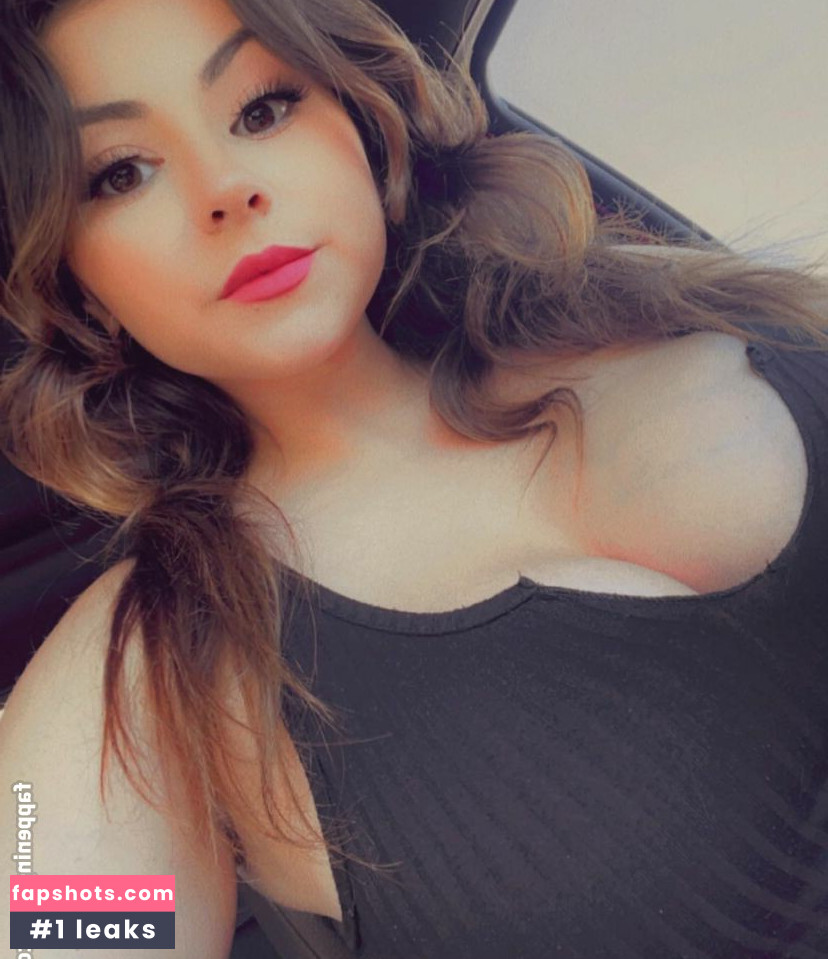 Melissa Herrera gallery photo #39