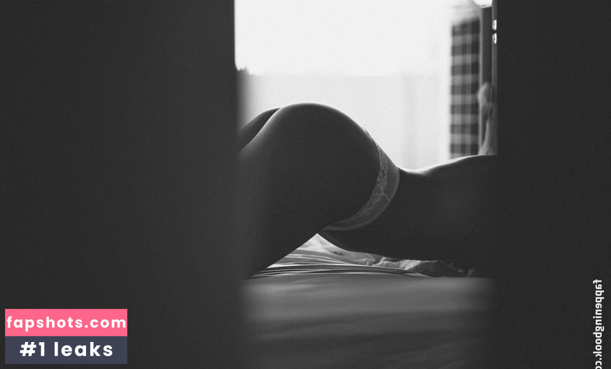 Melissa Mai gallery photo #11