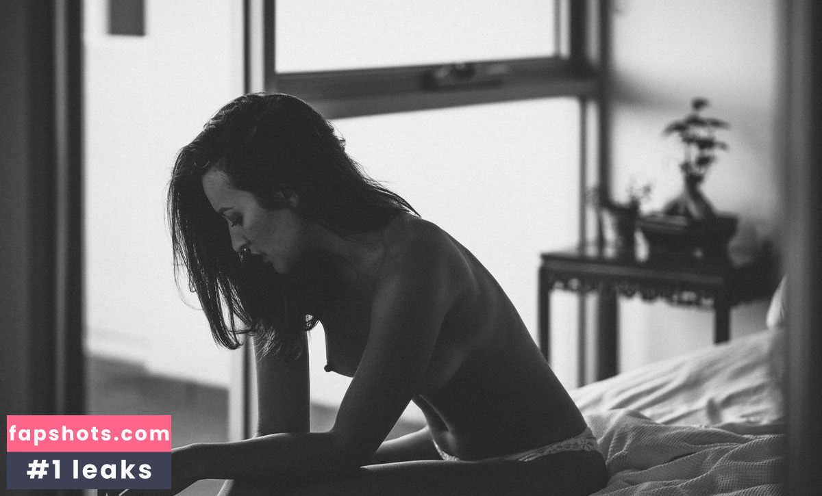 Melissa Mai gallery photo #15