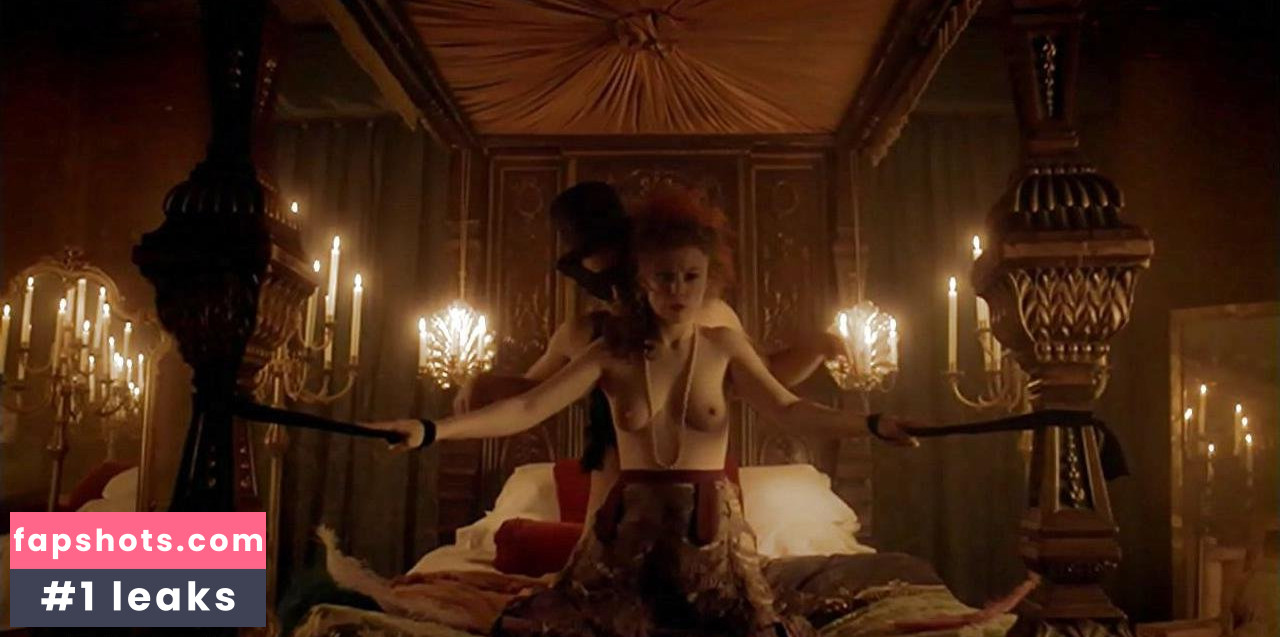 Melissa Maria Carton nude babe gallery