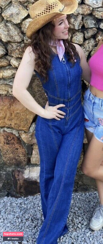 Melissa Mercer gallery photo #50