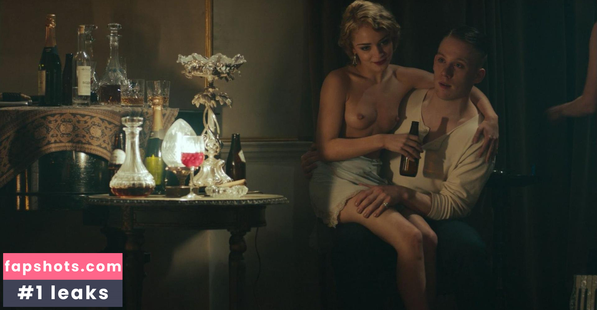 Melissa Mitchell gallery photo #2