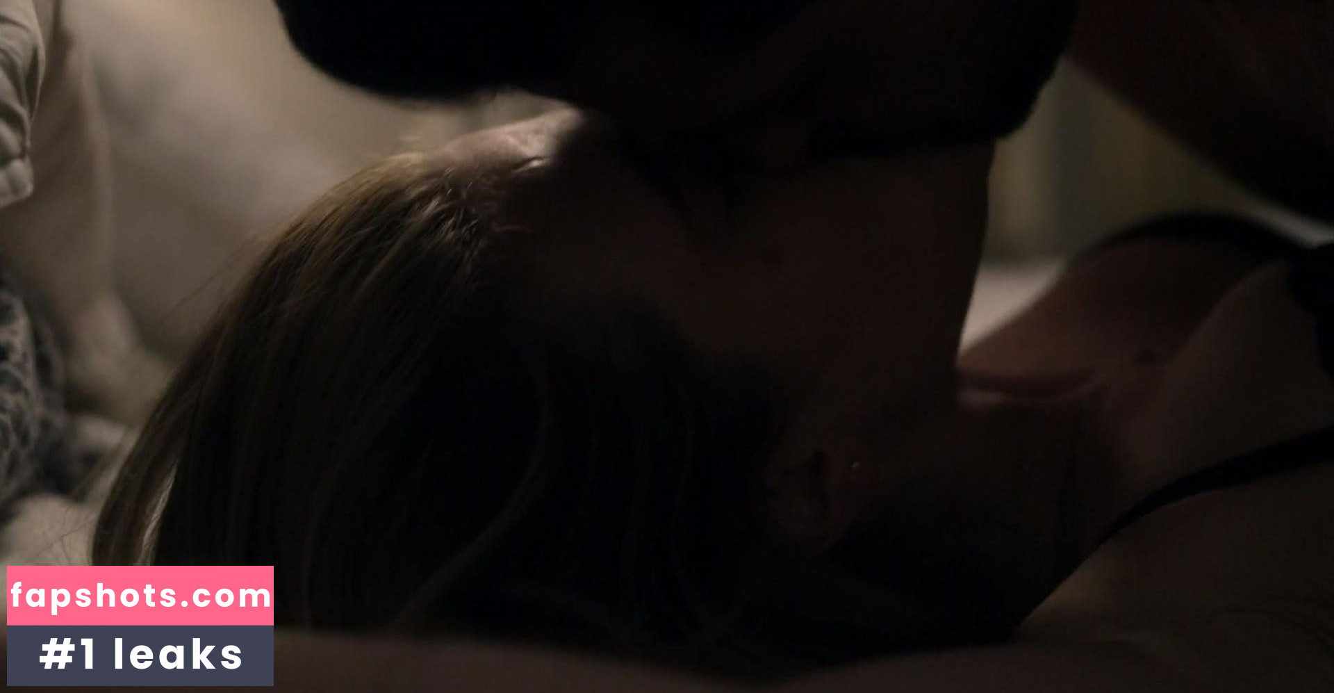 Melissa Roxburgh gallery photo #134