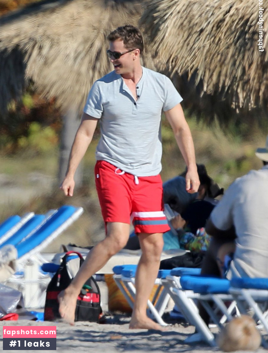 Melissa Roxburgh gallery photo #179