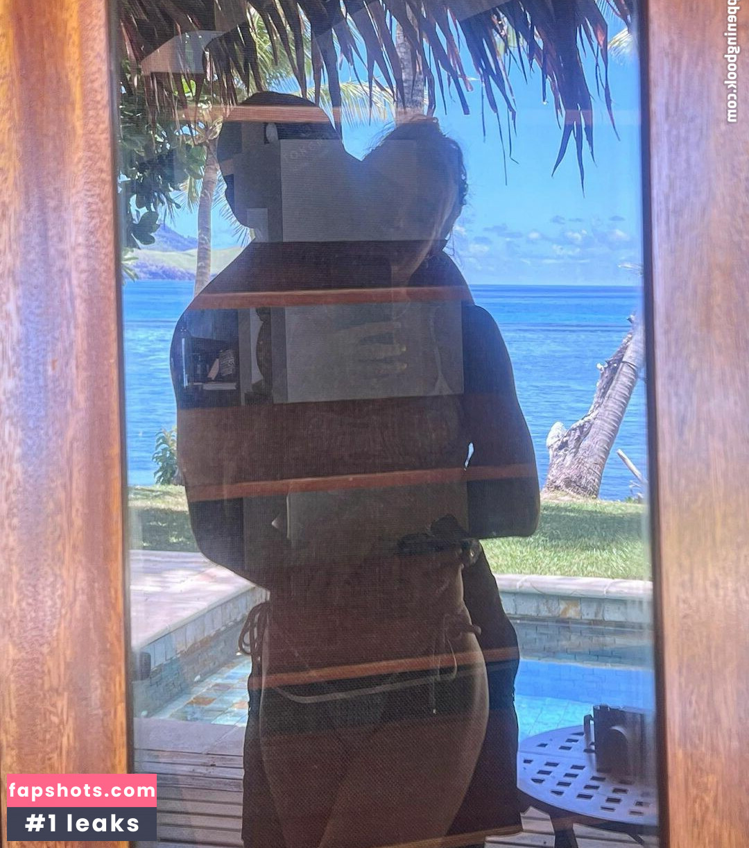 Melissa Roxburgh Nude Leaks OnlyFans Photos #77 - LeakJerk