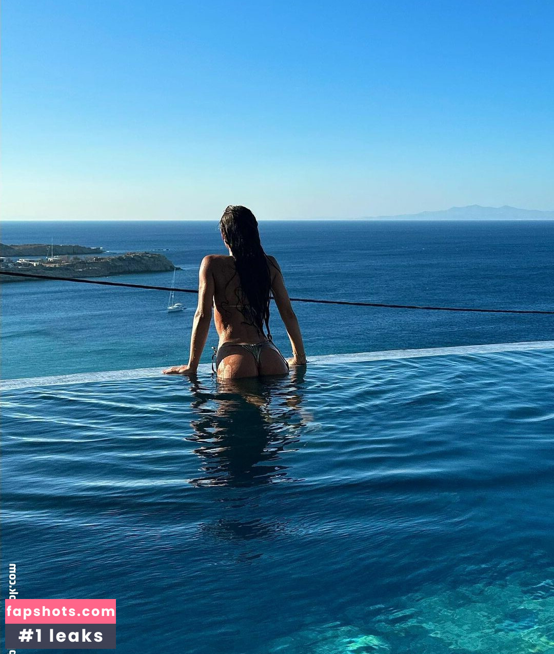 Melissa Santachiara gallery photo #20