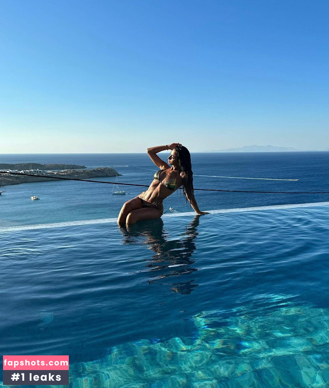 Melissa Santachiara gallery photo #27