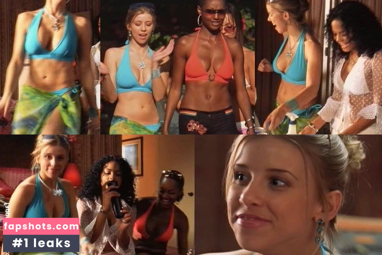 Melissa Schuman gallery photo #2