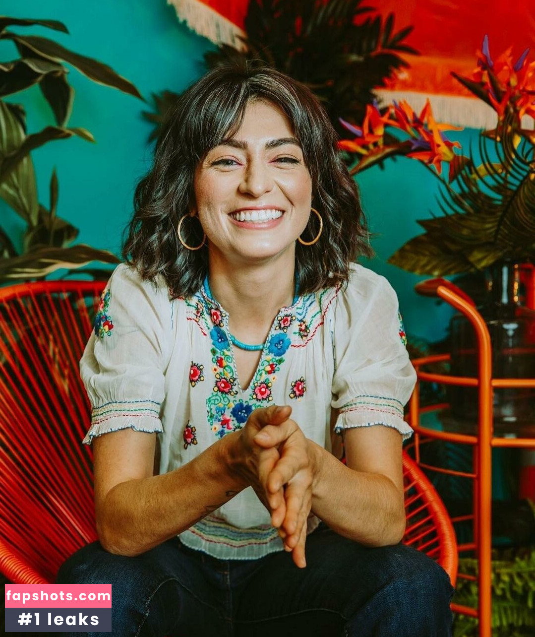 Melissa Villasenor gallery photo #2