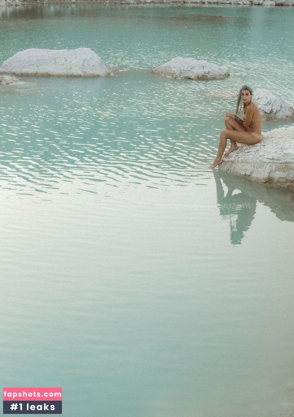 Melodi Meadows gallery photo #11