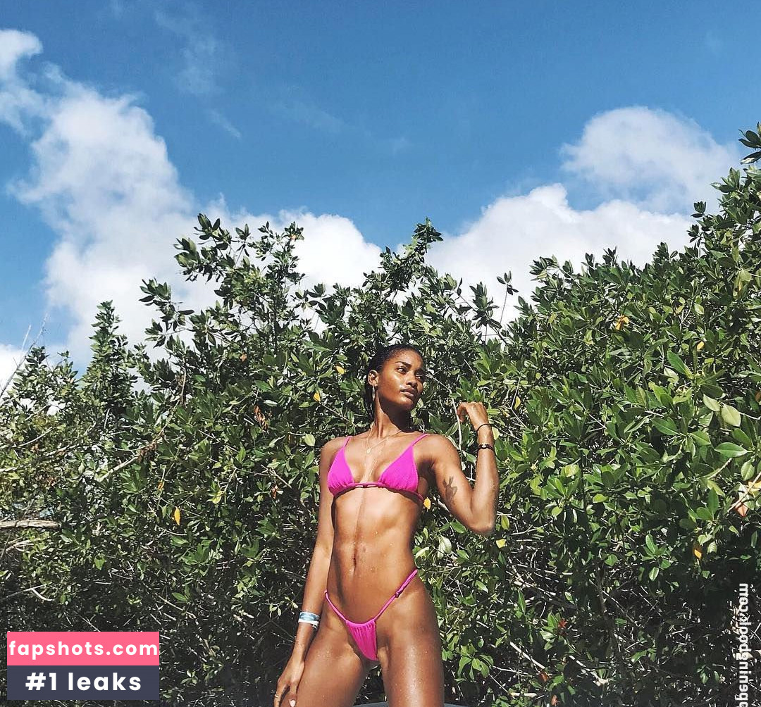 Melodie Monrose Nude Leaks OnlyFans Photos #20 - LeakJerk