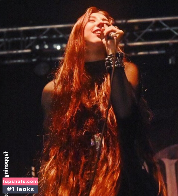 Melody Cristea gallery photo #2