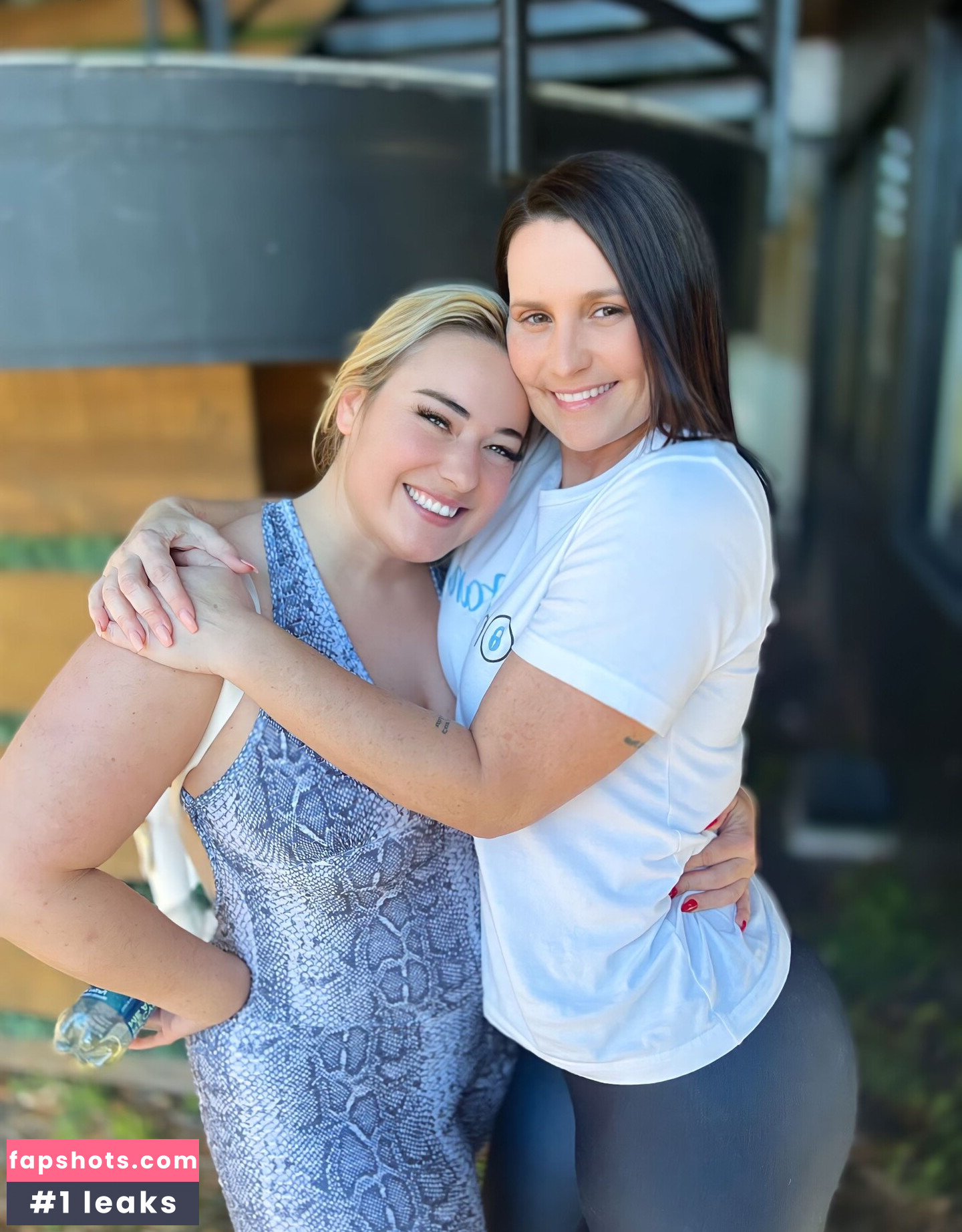 Melody Jai VIP gallery photo #3