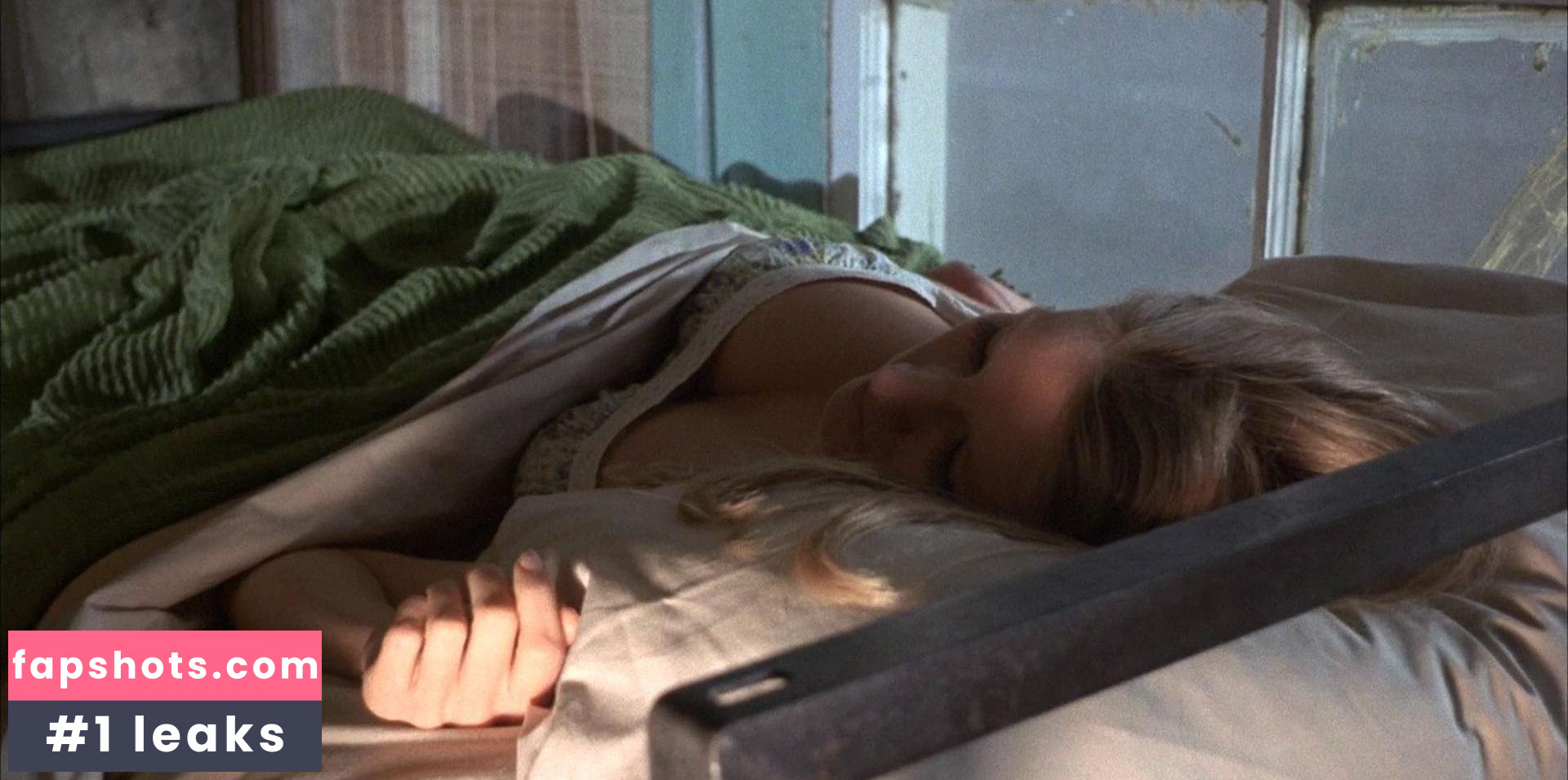 Melody Johnson gallery photo #13