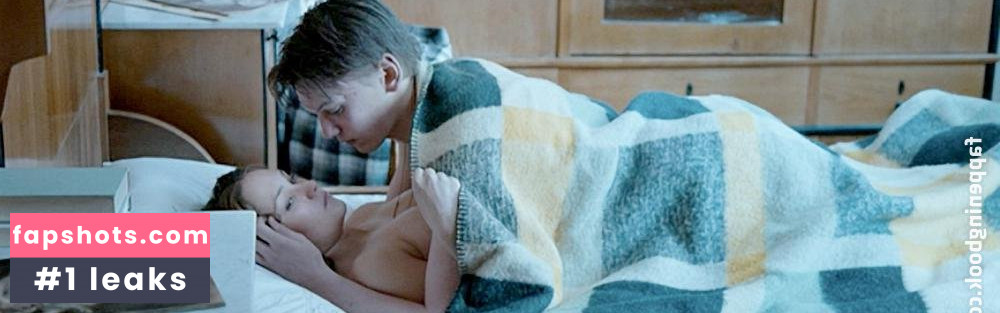 Melody Klaver gallery photo #2