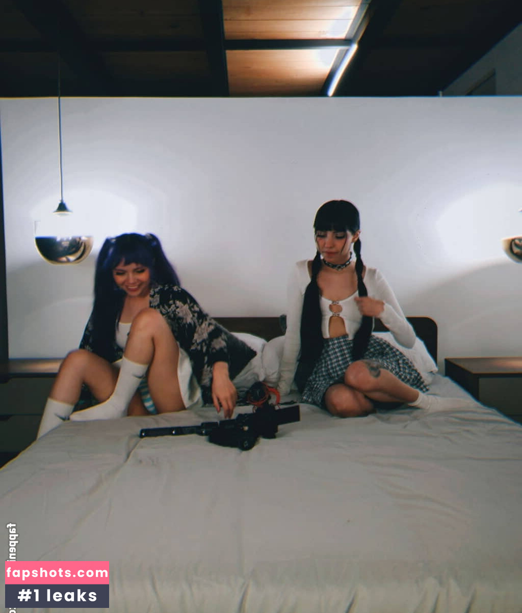 Melody Mew gallery photo #16