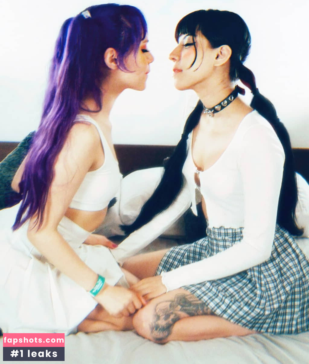 Melody Mew gallery photo #21