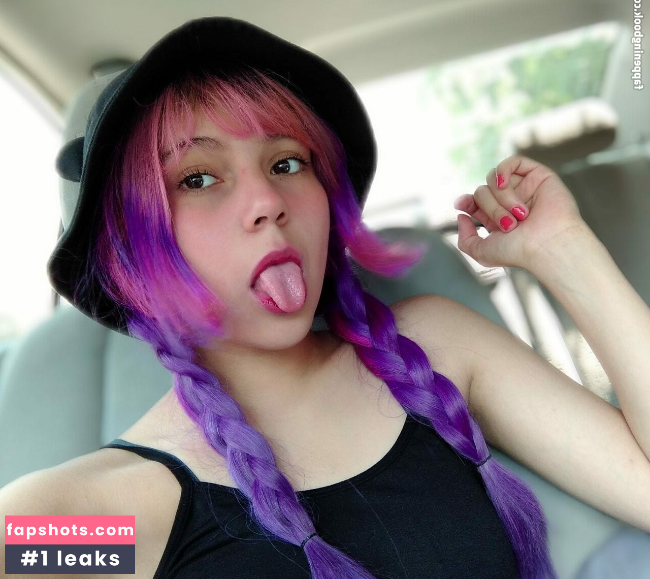 Melody Mew gallery photo #53