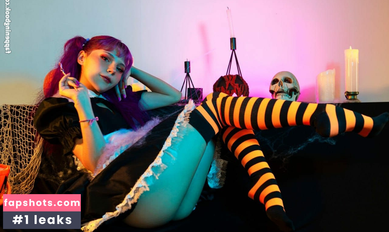 Melody Mew gallery photo #66