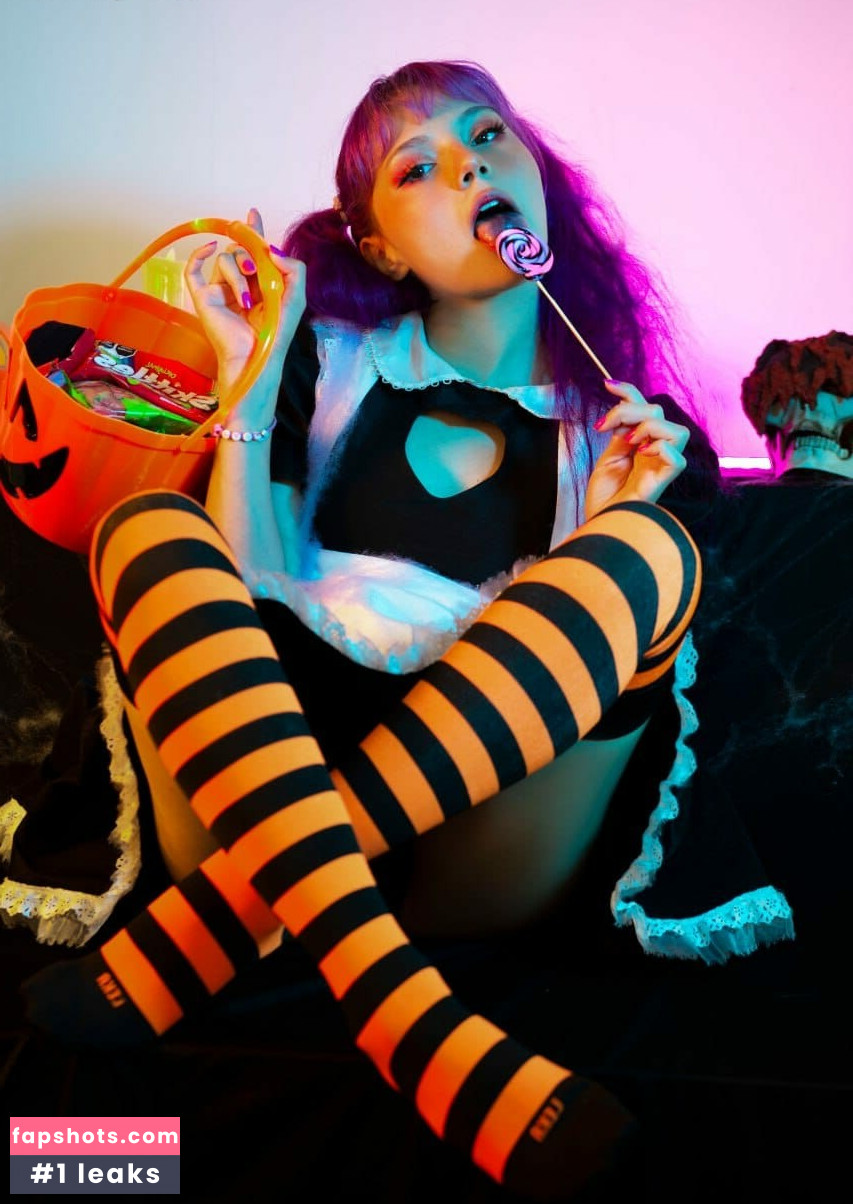 Melody Mew gallery photo #69