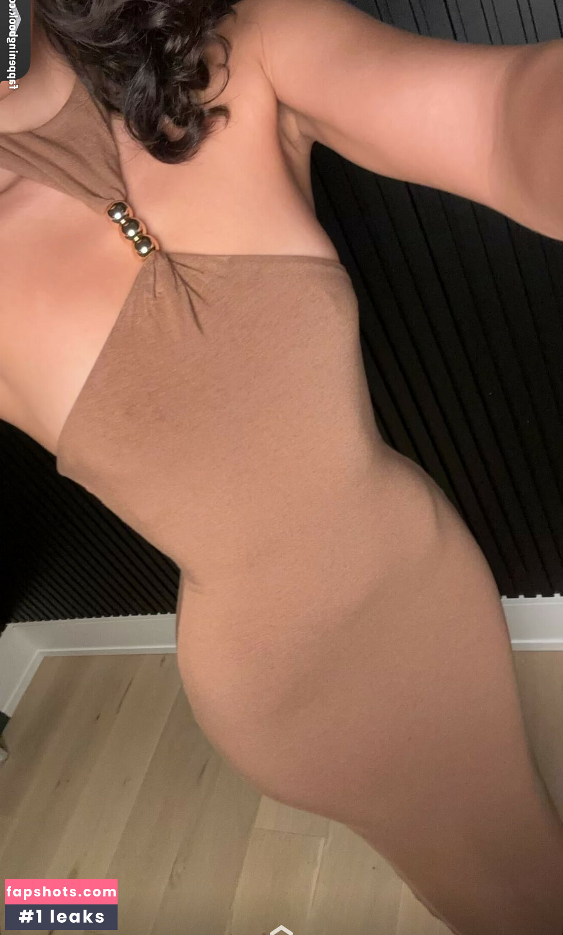 Melody Oz gallery photo #88