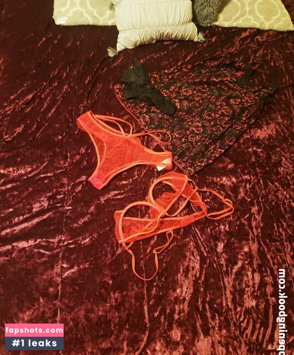 melody.tmw gallery photo #9