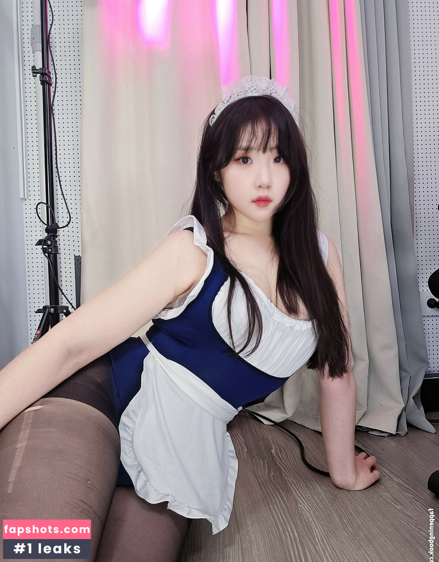 Melonell gallery photo #2