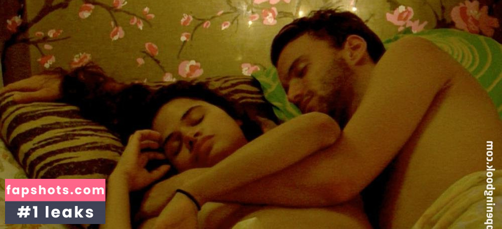 Melonie Diaz gallery photo #13