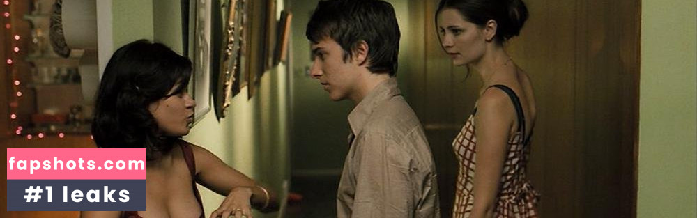 Melonie Diaz gallery photo #25